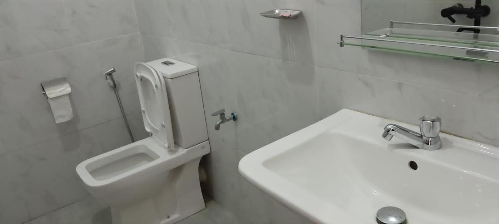 Why Not Guest House Ella Bagian luar foto